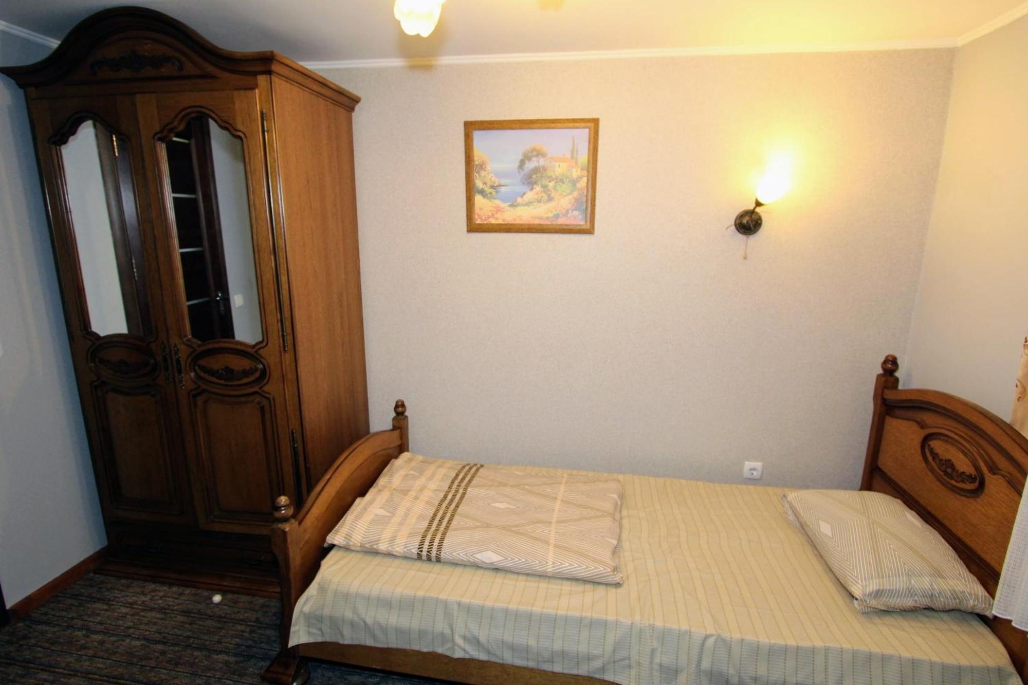 Затишний Міні-Готель "Rosky" Yasinia Quarto foto